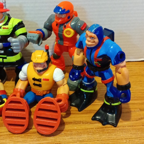 Rescue Heroes set of 8 action figures 6 in tall good condition by Mattel 2002 - Picture 6 of 6